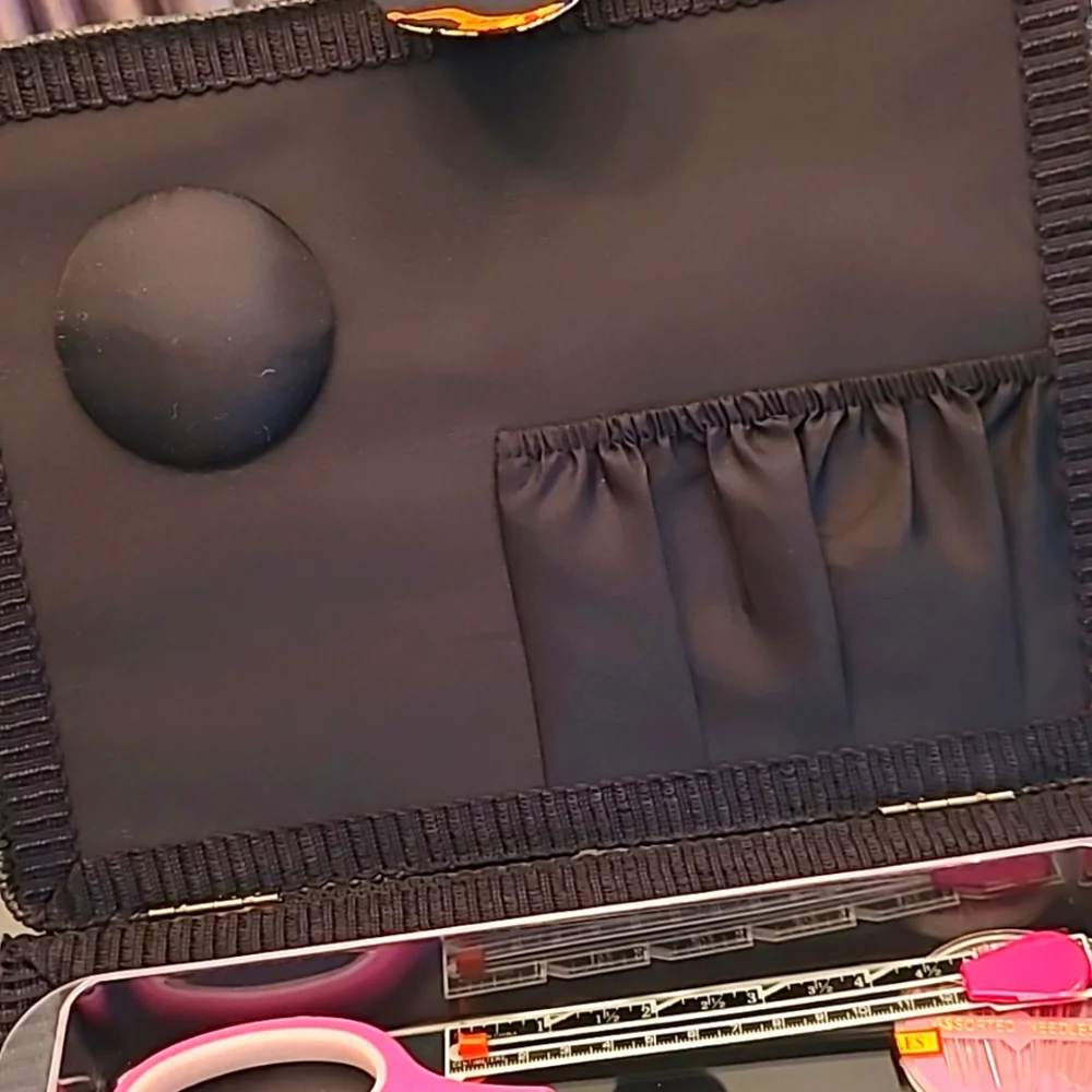 Dritz Sewing Basket - Picture 5 of 9